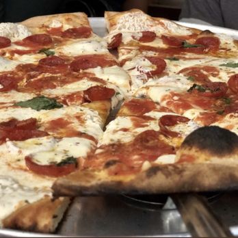 Juliana's - Margherita Pizza! - Pizza Near Me - Brooklyn, New York Juliana's - Margherita Pizza! - Pizza Near Me - Brooklyn, New York