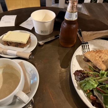 Coral Tree Cafe - Cafes Near Me - Encino, California Coral Tree Cafe - Cafes Near Me - Encino, California