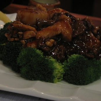 Cafe Asia - Seafood with Broccoli - Sushi Bars Near Me - Roanoke, Virginia