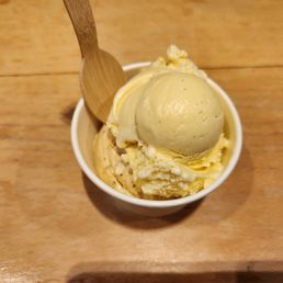 Vanilla Bean Ice Cream