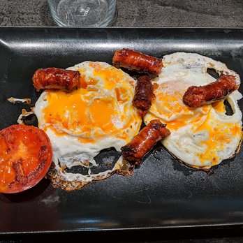 Bar L'Univers - great breakfast! - Tapas Bars Near Me - Barcelona, B Bar L'Univers - great breakfast! - Tapas Bars Near Me - Barcelona, B