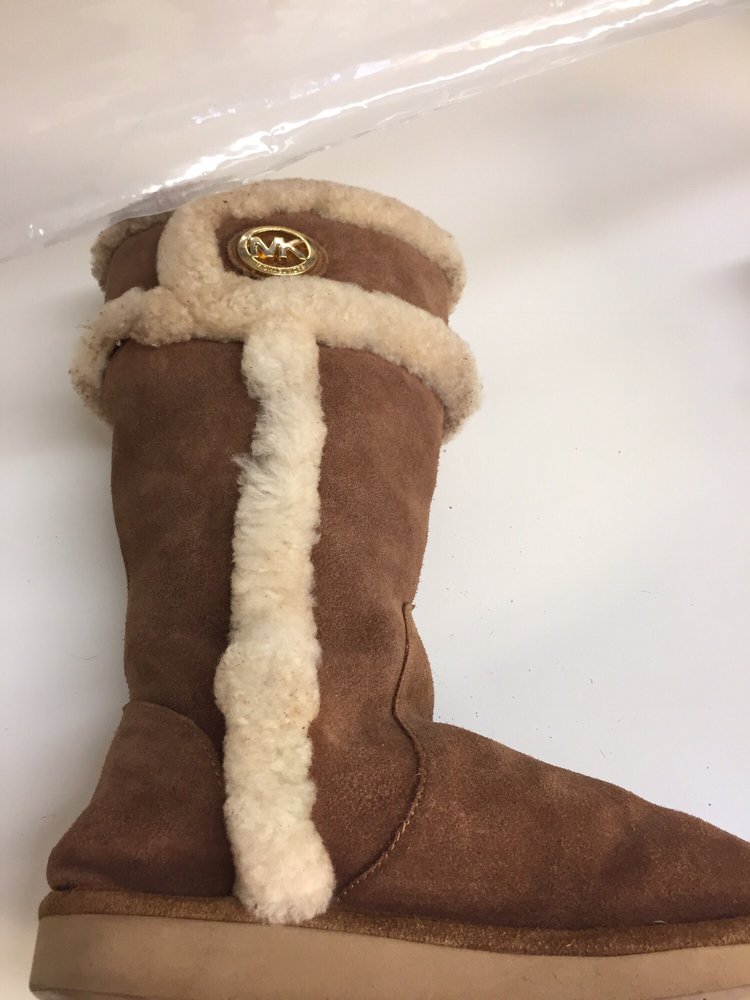 PLYMOUTH PARK CLEANERS 1110 Saddle River Rd, Fair Lawn, New Jersey