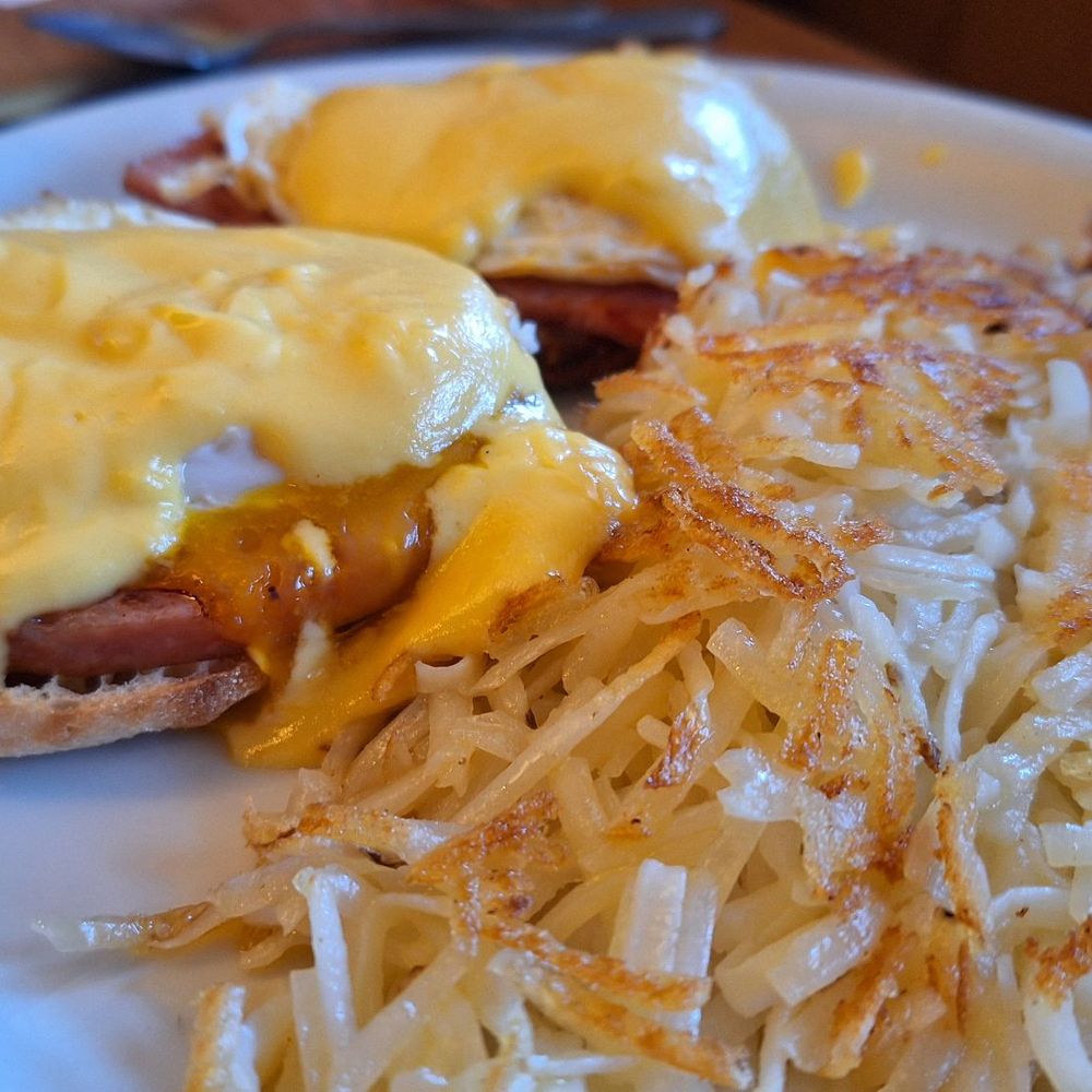 Denny's - Classic Eggs Benny - Breakfast & Brunch Near Me - Golden, Colorado