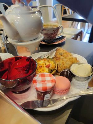 Tipple & Rose by null