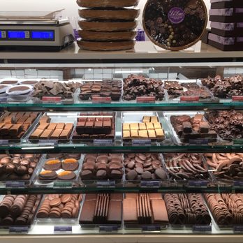 Li-Lac Chocolates - Chocolatiers & Shops Near Me - New York, New York Li-Lac Chocolates - Chocolatiers & Shops Near Me - New York, New York