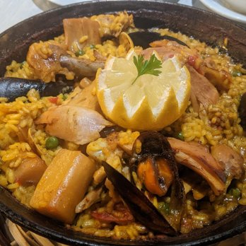Micu Maku - Paella Mixta, a Spanish tradition - Arroceria / Paella Near Me - Barcelona, B Micu Maku - Paella Mixta, a Spanish tradition - Arroceria / Paella Near Me - Barcelona, B