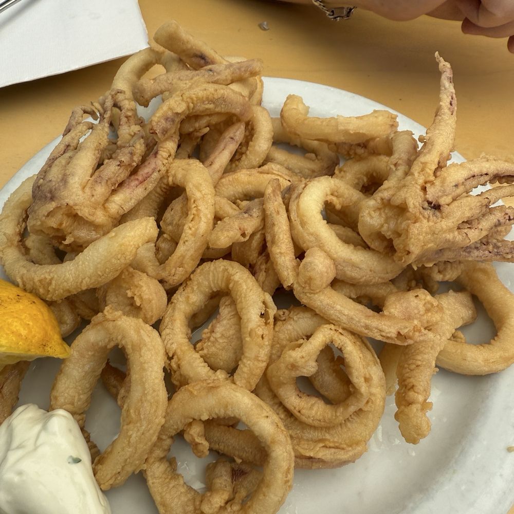 Meson Rincon De Rodri - Seafood Near Me - Granada, GR Meson Rincon De Rodri - Seafood Near Me - Granada, GR