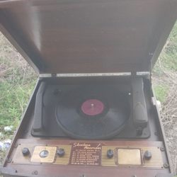 Vintage View - Hey, might you be interested in buying this silvertone vintage recorder from me?