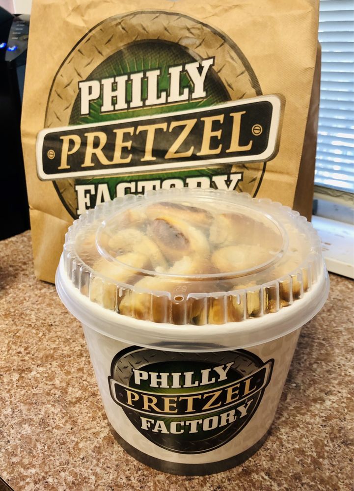 PHILLY PRETZEL FACTORY Updated October 2024 32 Photos & 22 Reviews
