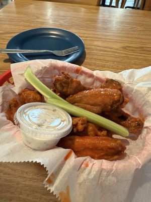 Wings 'n Things by null