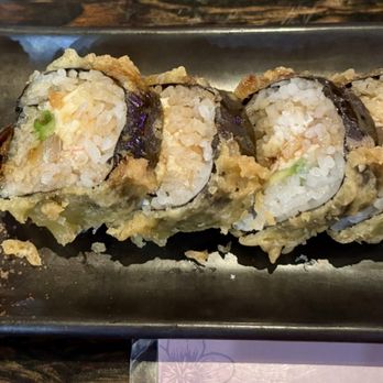 Sushi32 - Vegas Roll - Sushi Bars Near Me - Phoenix, Arizona