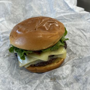 Sharks Burger -Kyle - Great White - Burgers Near Me - Kyle, Texas