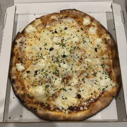 Black & White Pizza