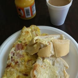 Azucare - Egg omelet with cheese, ham ,tomato onion. Yummy