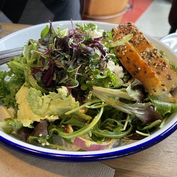 BrewDog - Cleveland - Avo salad - Brewpubs Near Me - Cleveland, Ohio