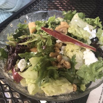 King Eider's Pub - Rocket & Fruit Salad - this is wonderful! Local creamy goat cheese, generous fruit and yummy dressing! W/ crab cakes = great lunch! - Pubs Near Me - Damariscotta, Maine