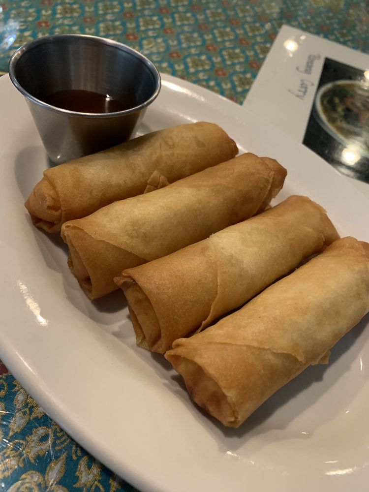 PUUKAOW THAI RESTAURANT 50 Photos & 116 Reviews 1021 N Market Plz