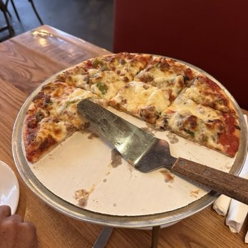 Giordano's - Build your own sausage, onion, mushroom, extra cheese - Pizza Near Me - Indianapolis, Indiana Giordano's - Build your own sausage, onion, mushroom, extra cheese - Pizza Near Me - Indianapolis, Indiana
