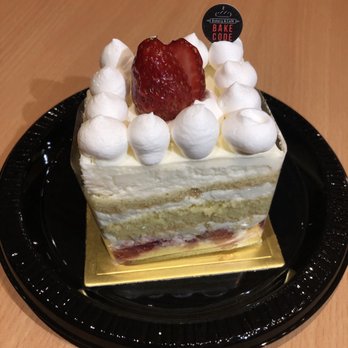 Bake Code  - North York - Strawberry shortcake - Bakeries Near Me - Toronto, Ontario