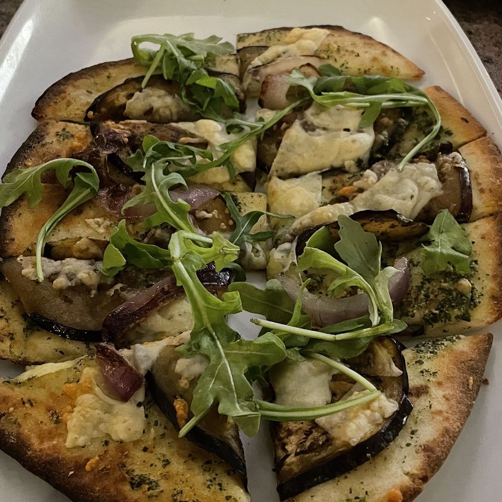 Sogno Restaurant - Veggie pesto flat bread. Could be good, wasn't, crust was dry, pesto was none existent. - Wine Bars Near Me - St. Augustine, Florida Sogno Restaurant - Veggie pesto flat bread. Could be good, wasn't, crust was dry, pesto was none existent. - Wine Bars Near Me - St. Augustine, Florida