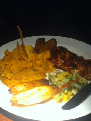 Bahama Breeze by null