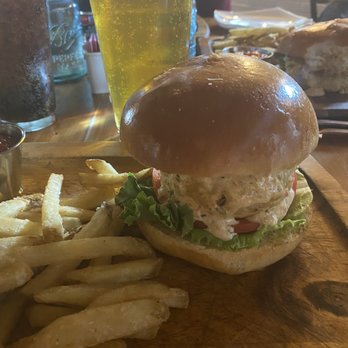 Blackwall Hitch - Crab cake time!! - New American Near Me - Baltimore, Maryland