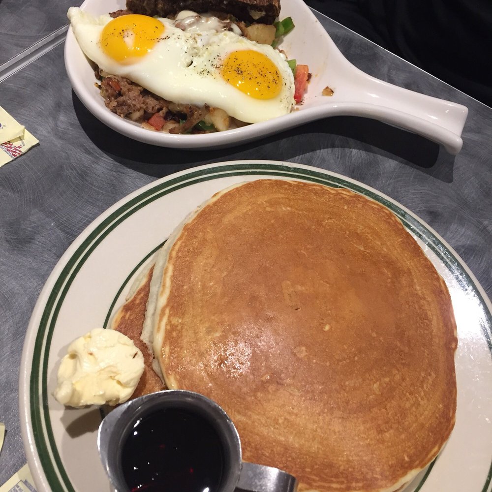 HangOverEasy - Pancakes and Sausage Skillet - Breakfast & Brunch Near Me - Columbus, Ohio HangOverEasy - Pancakes and Sausage Skillet - Breakfast & Brunch Near Me - Columbus, Ohio