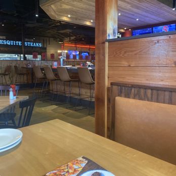 Logan's Roadhouse - Inside - Barbeque Near Me - Ft. Myers, Florida Logan's Roadhouse - Inside - Barbeque Near Me - Ft. Myers, Florida