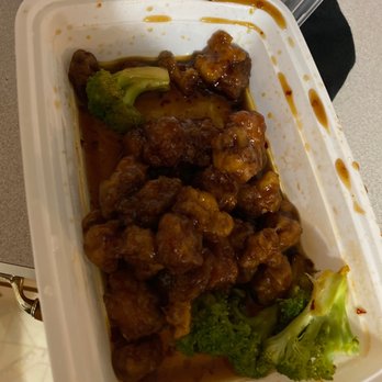 Yang's Kitchen - General tsos chicken - Chinese Near Me - Ladson, South Carolina