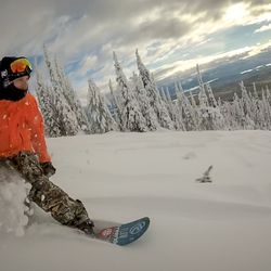 Freeride Boardshop - Team rider Corey Kowalski shredding the deepest snow at Big White!