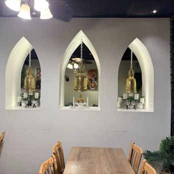 Cafe de Bangkok - Gilbert - Decor - Thai Near Me - Gilbert, Arizona