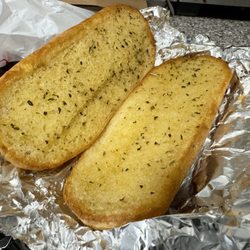Giavano's Pizzeria - Garlic bread