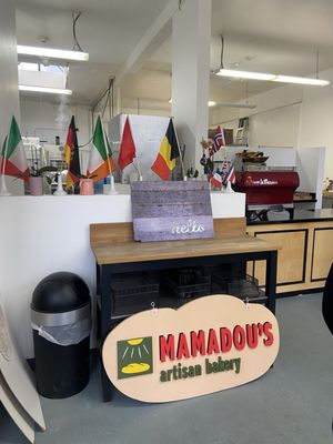 Mamadou's Artisan Bakery by null