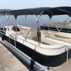 KYSC Boat House - Double Bimini Pontoon