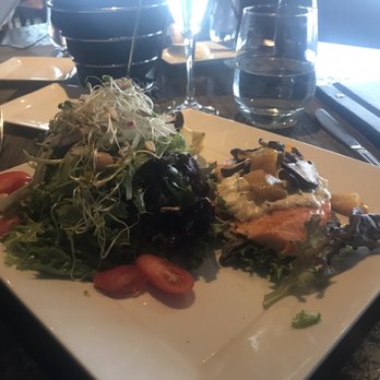 Lighthouse Bar & Grill - New American Near Me - Bellingham, Washington