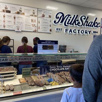 MilkShake Factory Ann Arbor - Desserts Near Me - Ann Arbor, Michigan