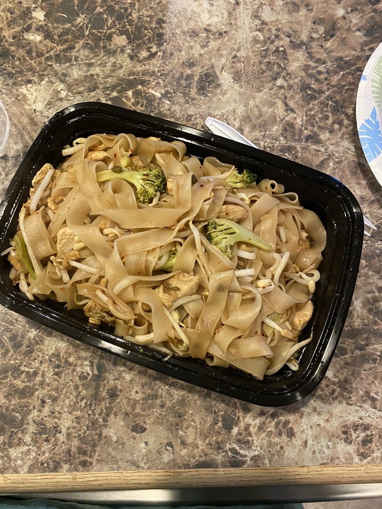 SPICY THAI KITCHEN CLOSED Updated August 2024 57575 Gratiot Ave