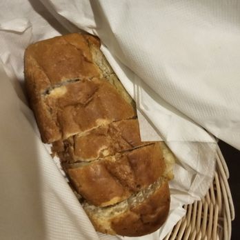Il Pescatore - Garlic bread - Italian Near Me - Orlando, Florida Il Pescatore - Garlic bread - Italian Near Me - Orlando, Florida