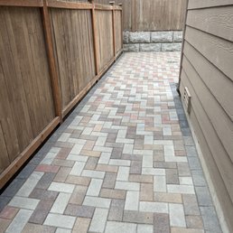 Finished side path from back to front drive Finished side path from back to front drive
