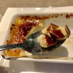 La Brocherie - Very good meal/menue. Best was dessert. Créme brûlée with lavender, wonderful. Price was ok :)