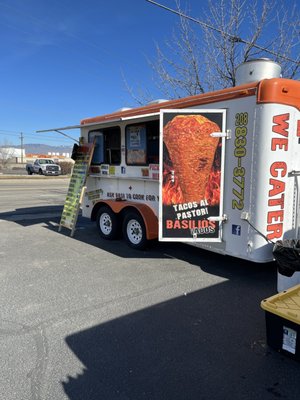 Basilios Tacos by null