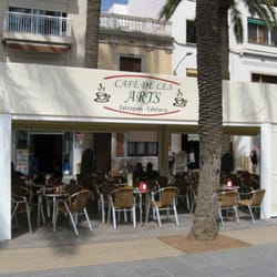 Cafe de Les Arts