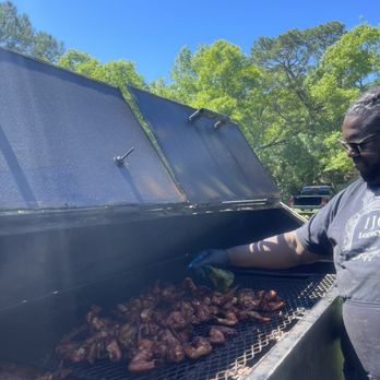 Undercover Boss - Pit master - Barbeque Near Me - Mt Pleasant, South Carolina Undercover Boss - Pit master - Barbeque Near Me - Mt Pleasant, South Carolina