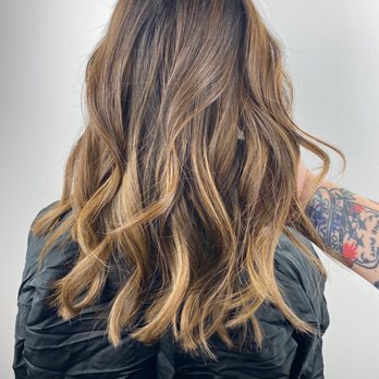 Double Q - Balayage + Cut - Hair Salons Near Me - New York, New York Double Q - Balayage + Cut - Hair Salons Near Me - New York, New York