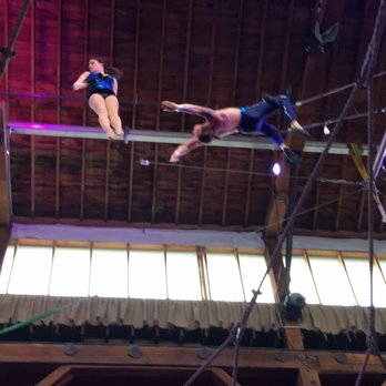 Emerald City Trapeze Arts - Skills! - Performing Arts Near Me - Seattle, Washington Emerald City Trapeze Arts - Skills! - Performing Arts Near Me - Seattle, Washington