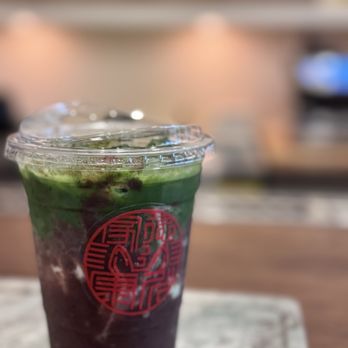 Taz Matcha - Iced red bean matcha - Cafes Near Me - Seattle, Washington Taz Matcha - Iced red bean matcha - Cafes Near Me - Seattle, Washington