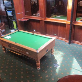 Red Lion Hotel - Pool Table - Hotels Near Me - Rozelle, NSW