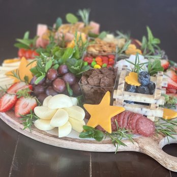 oc gourmet gal - Mini Kids Charcuterie "Child-cute-erie" - Food Delivery Services Near Me oc gourmet gal - Mini Kids Charcuterie "Child-cute-erie" - Food Delivery Services Near Me