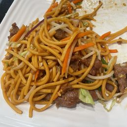 Beef Chow Mein Noodles