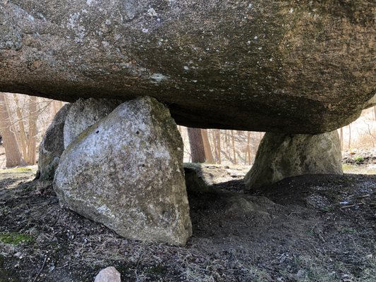 Balanced Rock by null